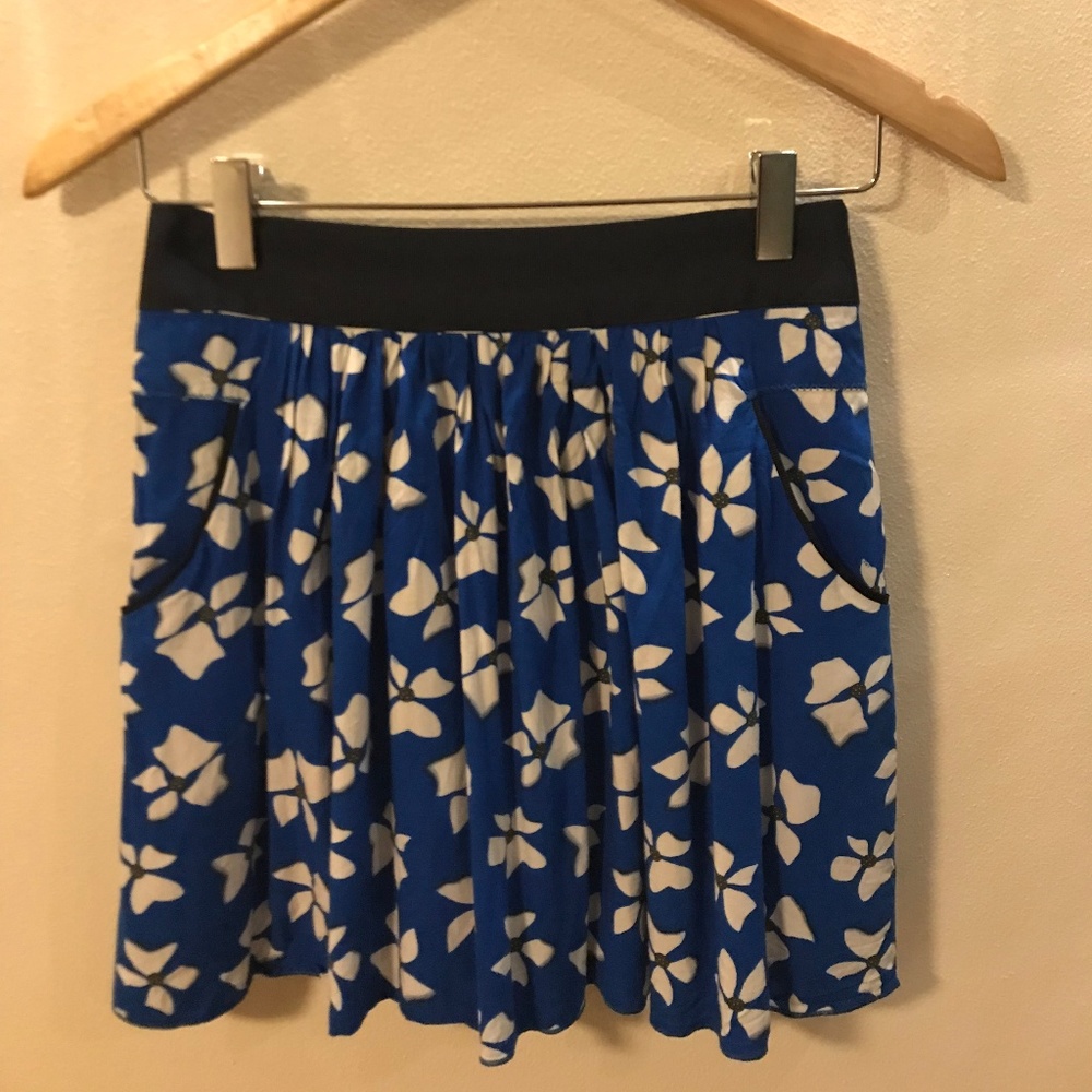 Swingy Skirt with Pockets